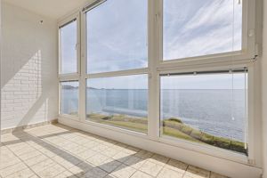 Photo 25- click for photo gallery